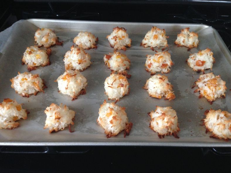 Coconut & Apricot Macaroons